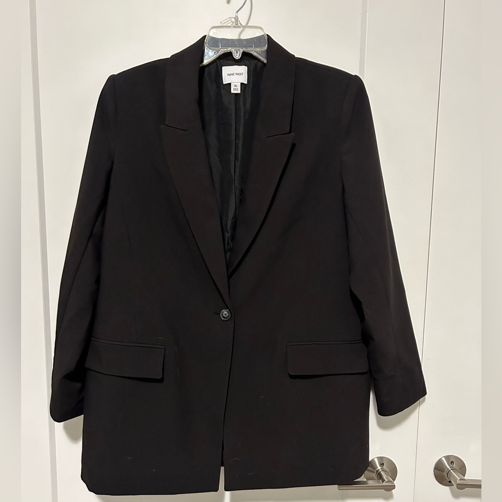 Nine West black blazer